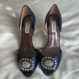Badgley Mischka Women's Navy Peep-Toe Heels